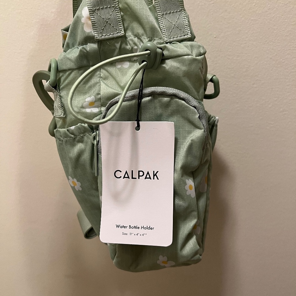 Calpak water bottle holder